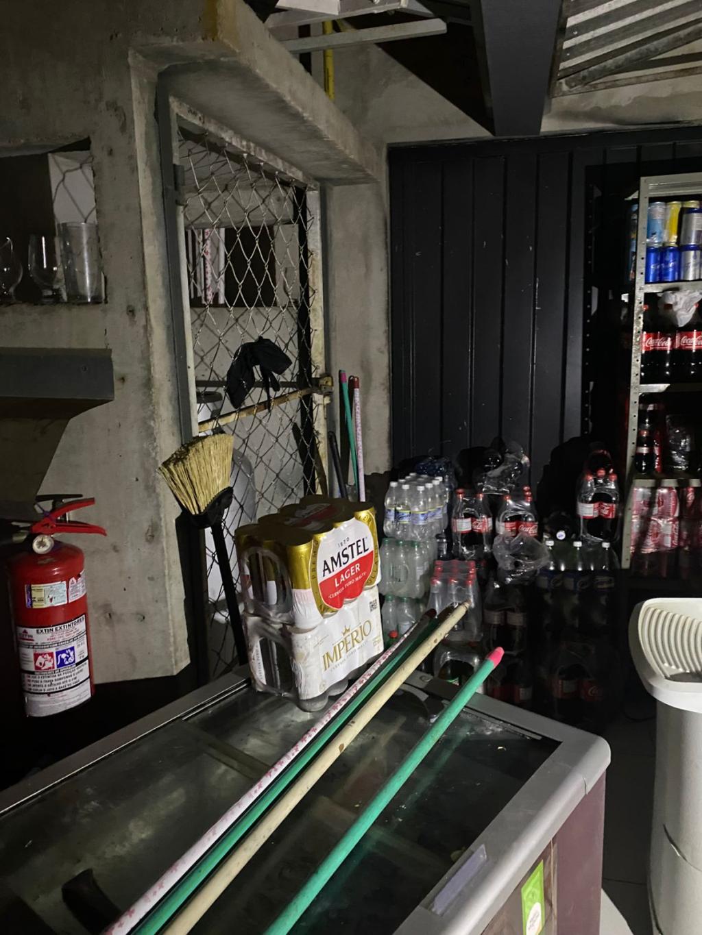 https://jornalnoroeste.com/uploads/images/2025/05/incendio-atinge-restaurante-no-centro-de-nova-esperanca-durante-a-madrugada-desta-quarta-07-bg-14098-ab86d.jpeg