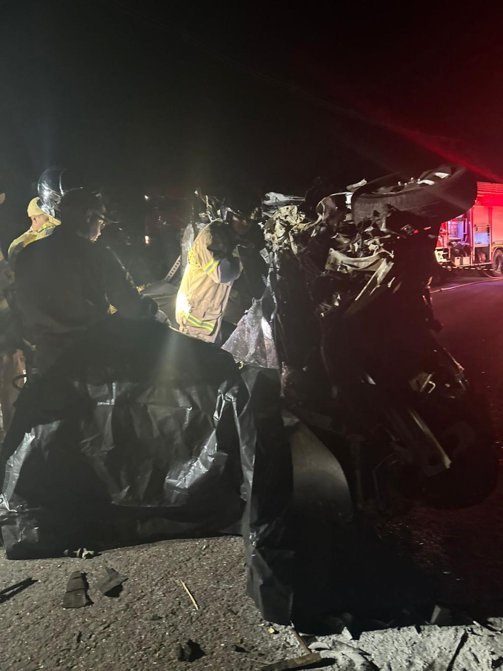 https://jornalnoroeste.com/uploads/images/2025/05/jovem-morre-em-grave-acidente-na-br-376-apos-colisao-com-caminhao-bg-14186-1bae3.jpeg