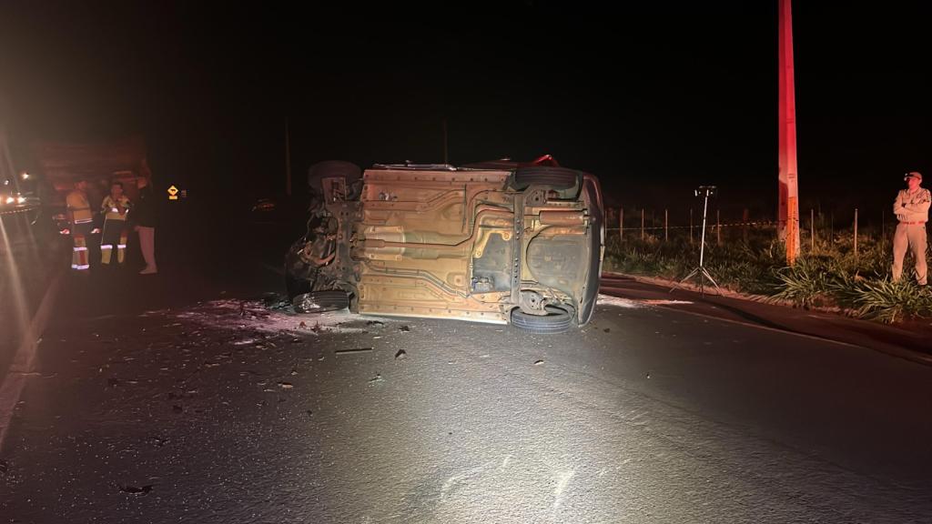 https://jornalnoroeste.com/uploads/images/2025/05/jovem-morre-em-grave-acidente-na-br-376-apos-colisao-com-caminhao-bg-14186-ebfd5.jpeg