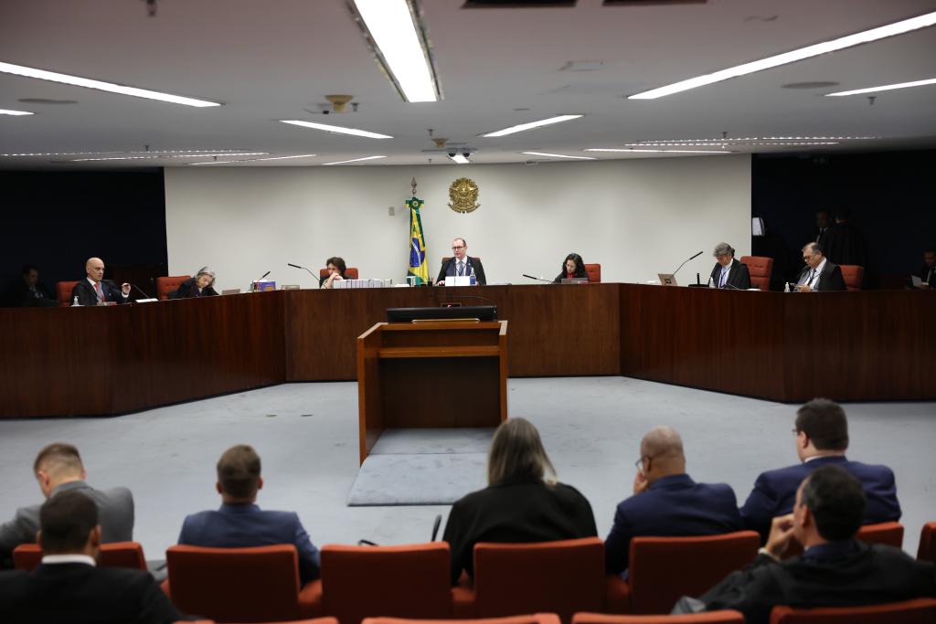 STF aceita denúncia contra dez integrantes do Núcleo 3 por tentativa de...