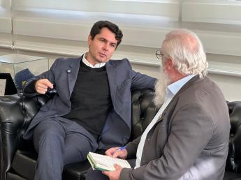 Alexandre Curi ressalta avanços na Alep e reforça diálogo com...
