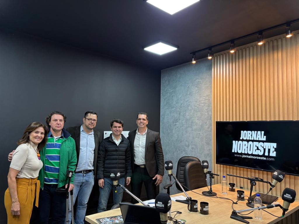 Anibelli Neto organiza visita de comitiva política ao Jornal Noroeste...