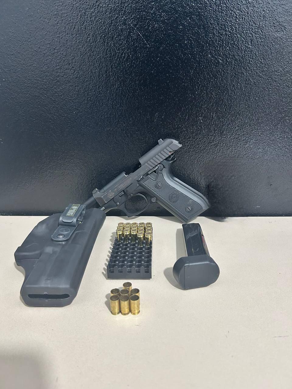 Casal é preso com pistola em ação da PM após...