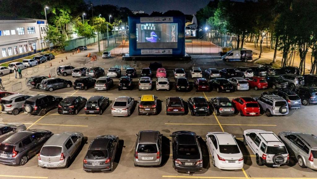 Cine Autorama estreia em Maringá suas sessões de cinema drive-in