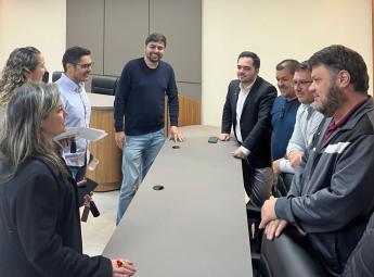 Câmara de Paranacity aprova projeto que proíbe uso celular sem...