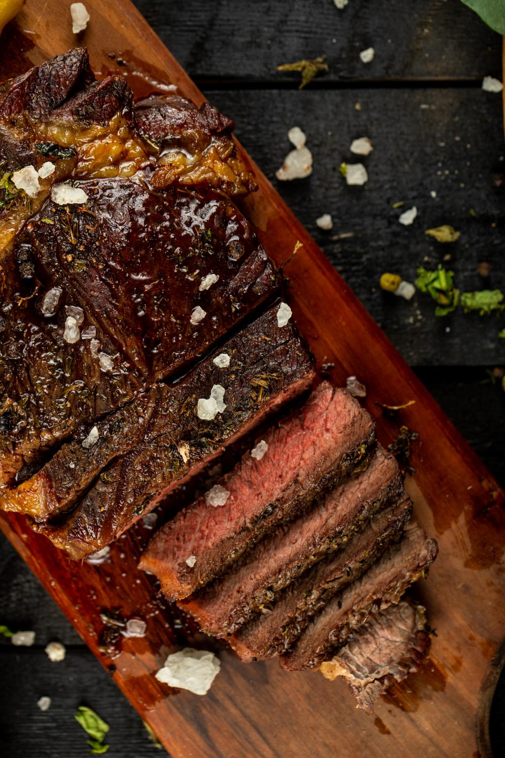 Churrasco perfeito: segredos para acender a churrasqueira e preparar carnes no ponto...
