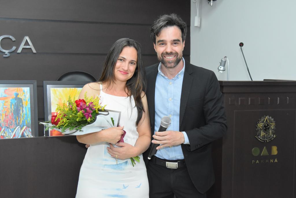 https://jornalnoroeste.com/uploads/images/2025/09/familiares-e-amigos-participaram-do-lancamento-do-livro-metastases-em-homenagem-ao-saudoso-advogado-edson-olivatti-bg-15162-b13a3.jpg