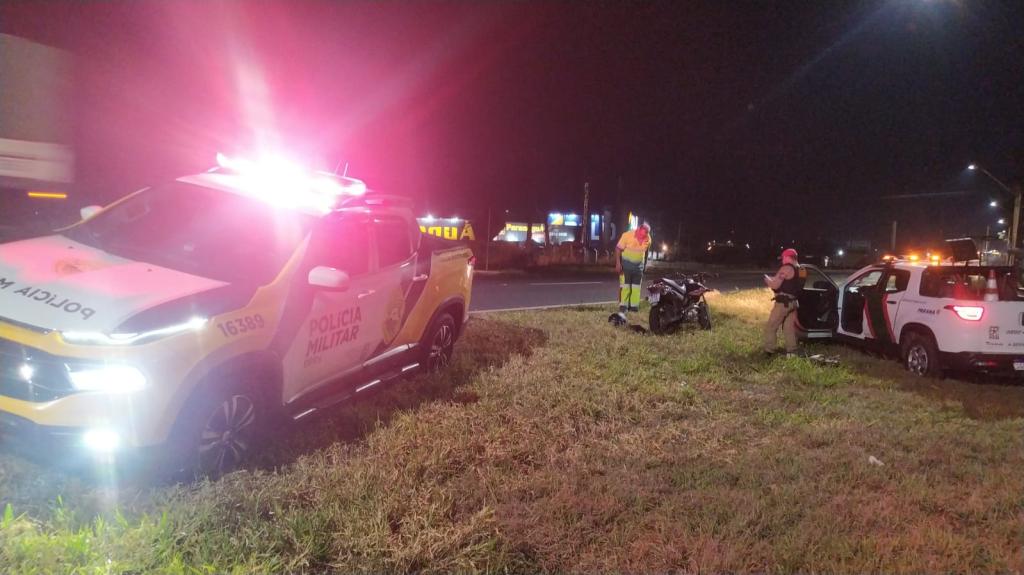 Motociclista perde o controle e sofre queda na PR-317 em Maringá