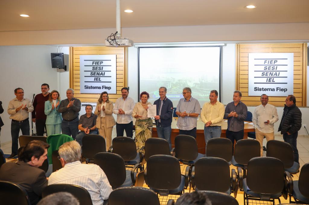 Práticas de governança e gestão pública para os municípios do Paraná são...