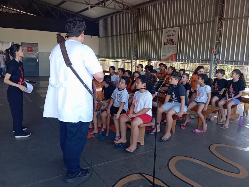 ANA - Associação Ninho da Águia: 16 Anos de cultura,...