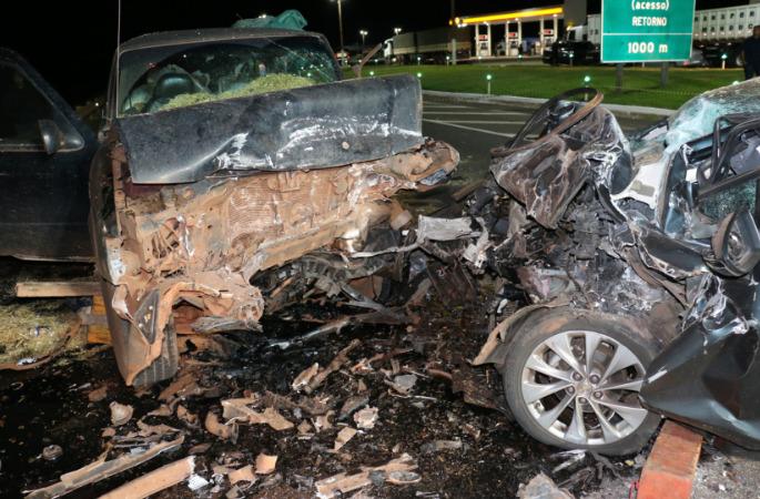 Motorista que causou morte em colisão frontal na BR-376 em...