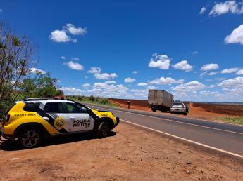 Colisão em tentativa de ultrapassagem deixa motorista ferido na PR-461