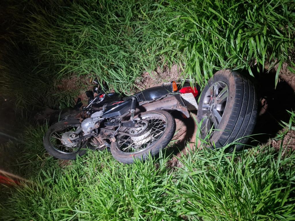 Colisão frontal na BR-376 deixa jovem de 17 anos morto...