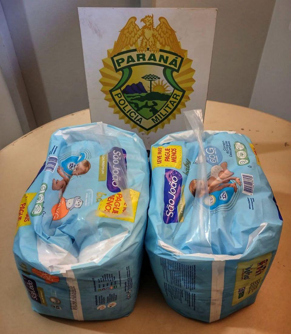 Suspeito é detido por populares após furto em comércio e...