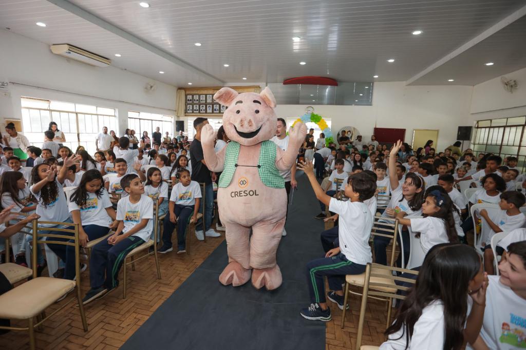 Cresol Pioneira celebra formaturas de projetos educacionais e impulsiona o...
