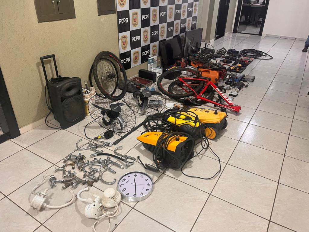 https://jornalnoroeste.com/uploads/images/2026/02/acao-conjunta-desmantela-ponto-de-receptacao-e-recupera-motocicleta-furtada-em-nova-esperanca-bg-16150-5eb5f.jpeg