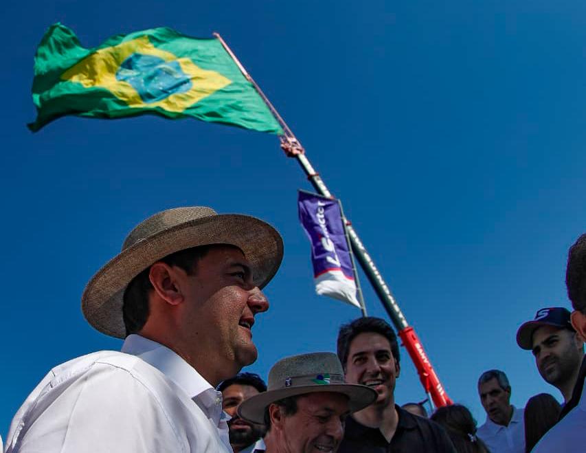 Disposição de votar em Ratinho chega a 43%, melhor marca...