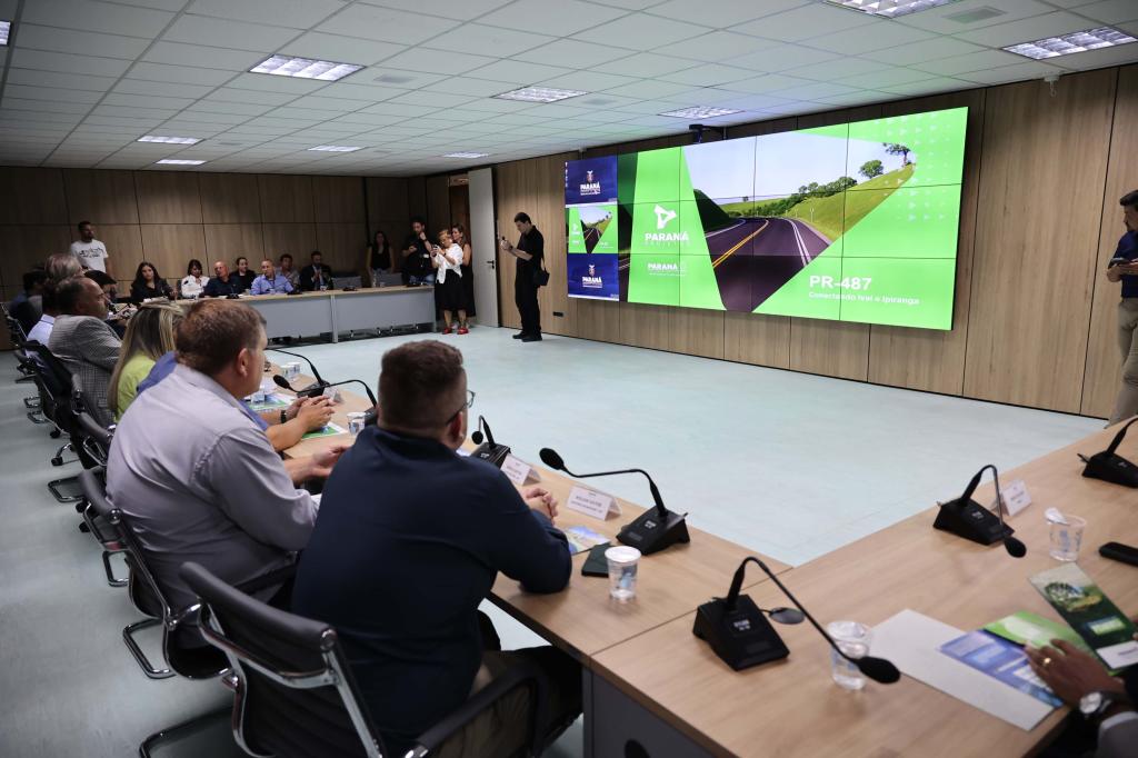 Governo do Paraná vai investir R$ 90 milhões para pavimentar a PR-487...