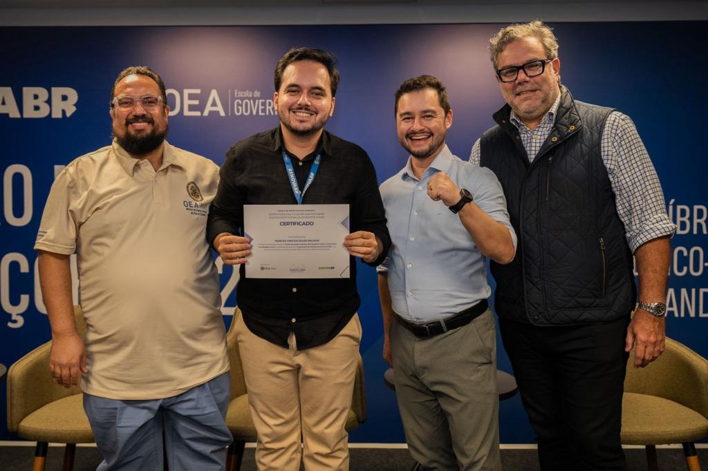 Vereador de Paranacity participa de formação promovida pelo RenovaBR e OEA em...