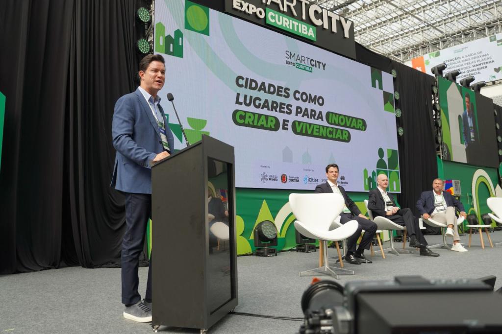 Guto Silva abre Smart City e posiciona Curitiba no centro...