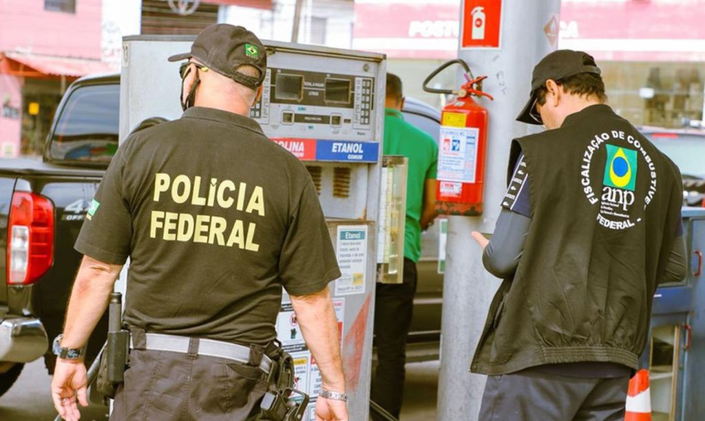 Operação da PF investiga alta de combustíveis em 11 estados...
