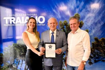 Prefeito Eduardo Pasquini anuncia dois novos campinhos em Barão de...