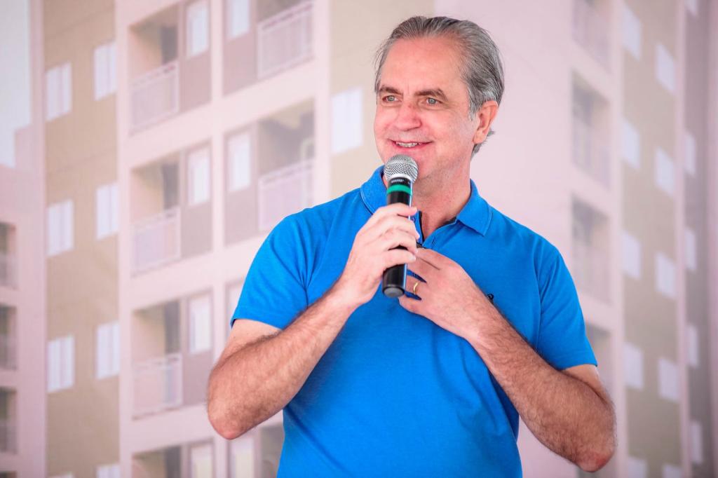 Ulisses Maia inaugura novo escritório em Maringá em local repleto de história...