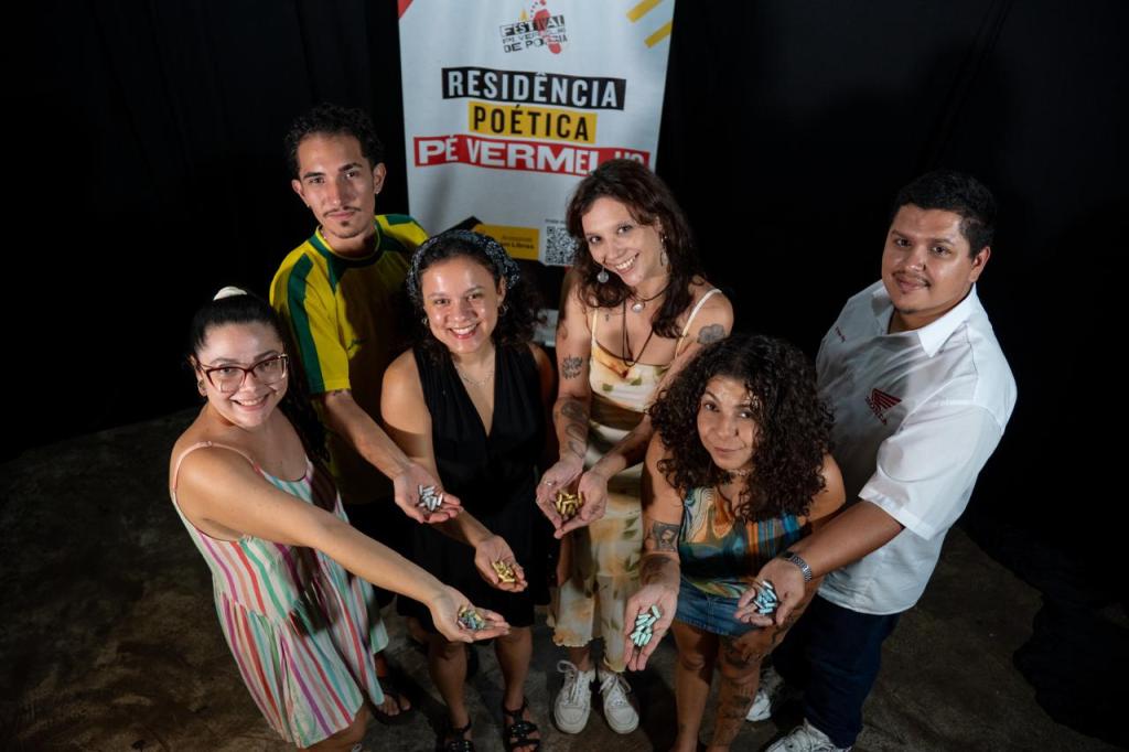 2º Festival Pé Vermelho de Poesia reúne poetas e público em evento...