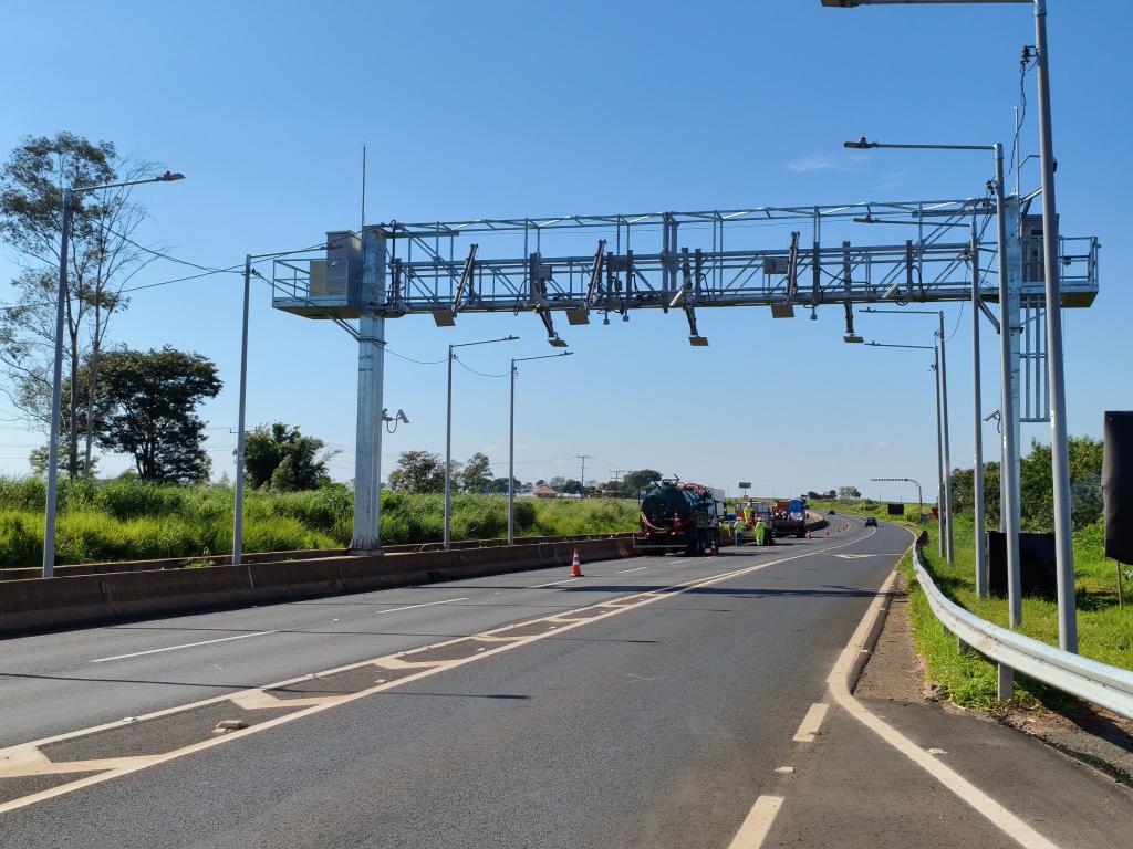 Cobrança de pedágio eletrônico começa na segunda-feira (04) e inclui...