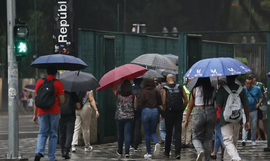 Fim de semana tem alerta de chuva para o Norte...