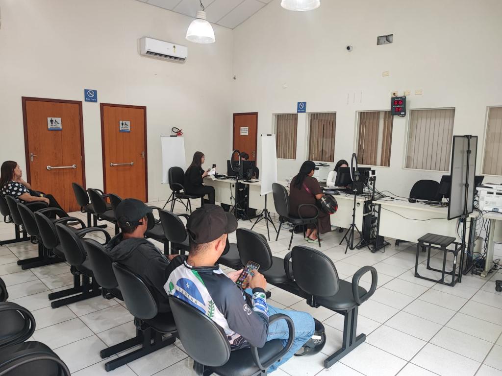 Fórum Eleitoral amplia horário de atendimento a partir da próxima segunda-feira e...