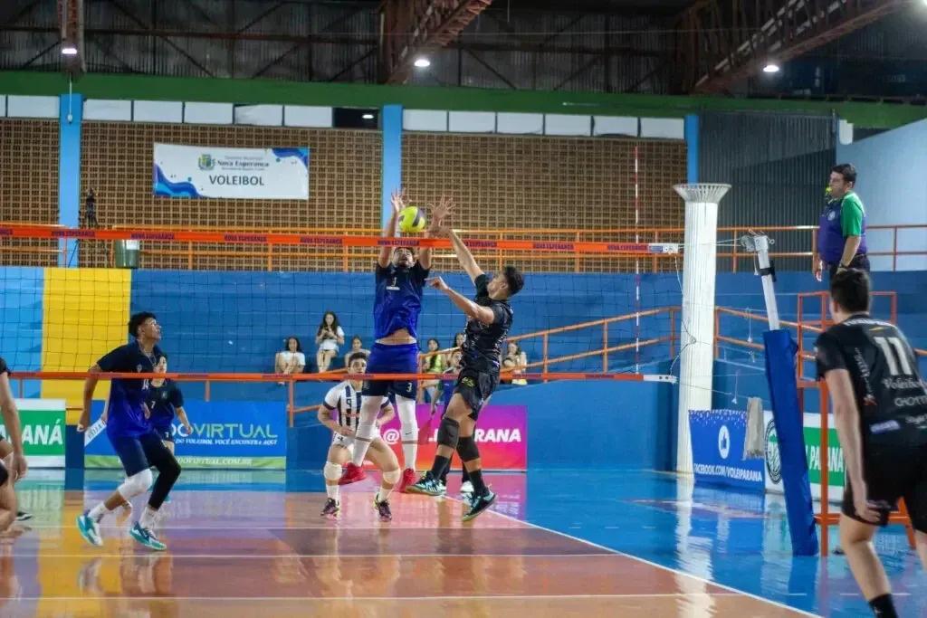 Nova Esperança promove seletiva para equipe masculina de vôlei