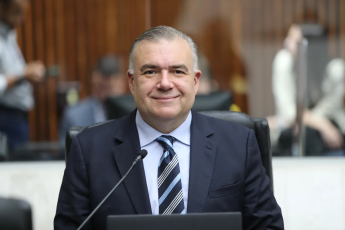 Assembleia promove sessão solene em homenagem ao Dia Internacional da...