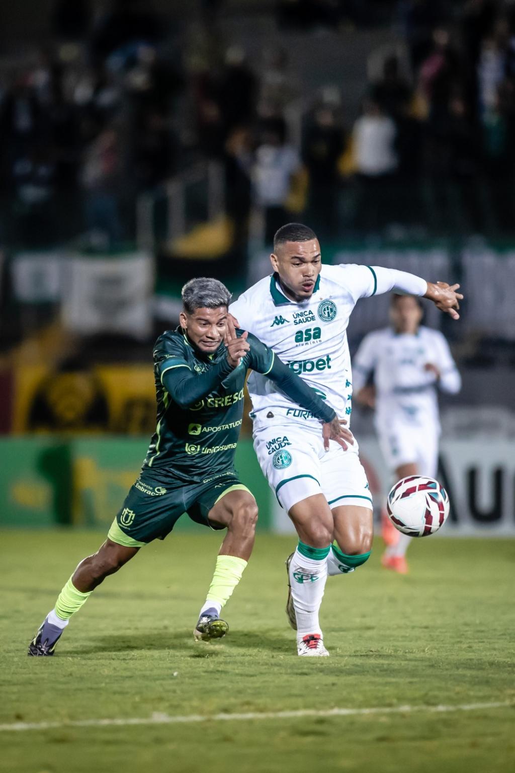 Maringá FC é superado pelo Guarani em noite para...