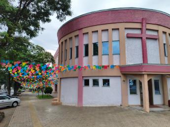 21ª Festa do Padroeiro movimenta Nova Esperança com programação religiosa...