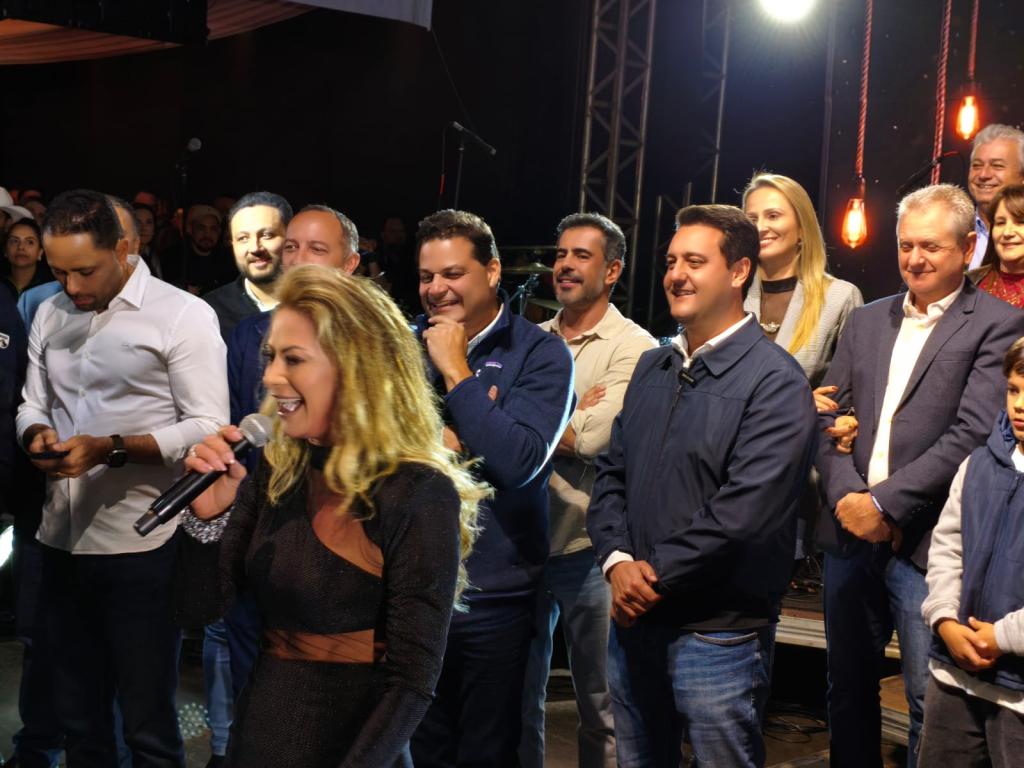 35ª Festa das Nações de Floraí é aberta com grande público e...