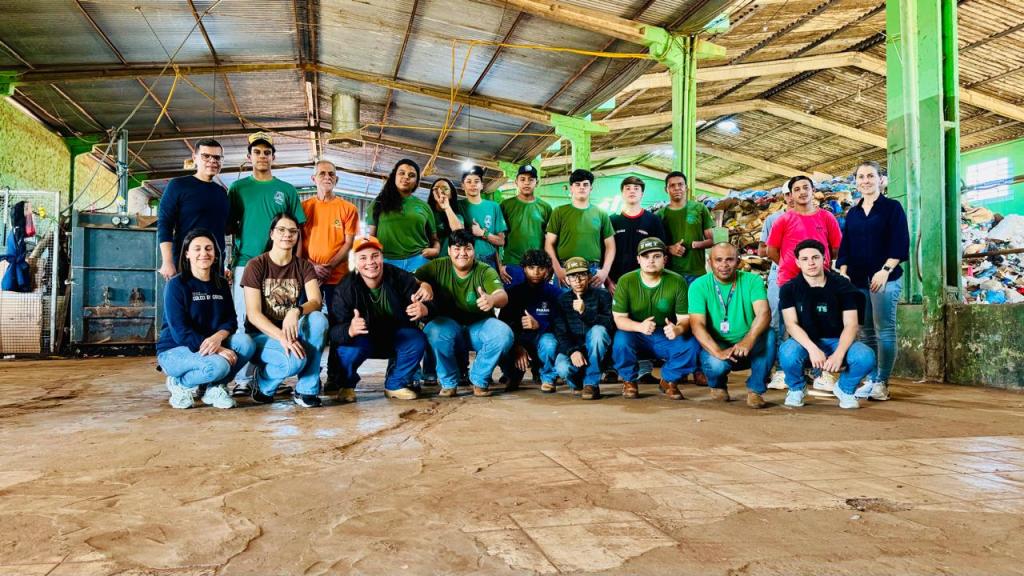 Educação ambiental em foco: Colégio Agrícola Irineu Meneguette promove ações...