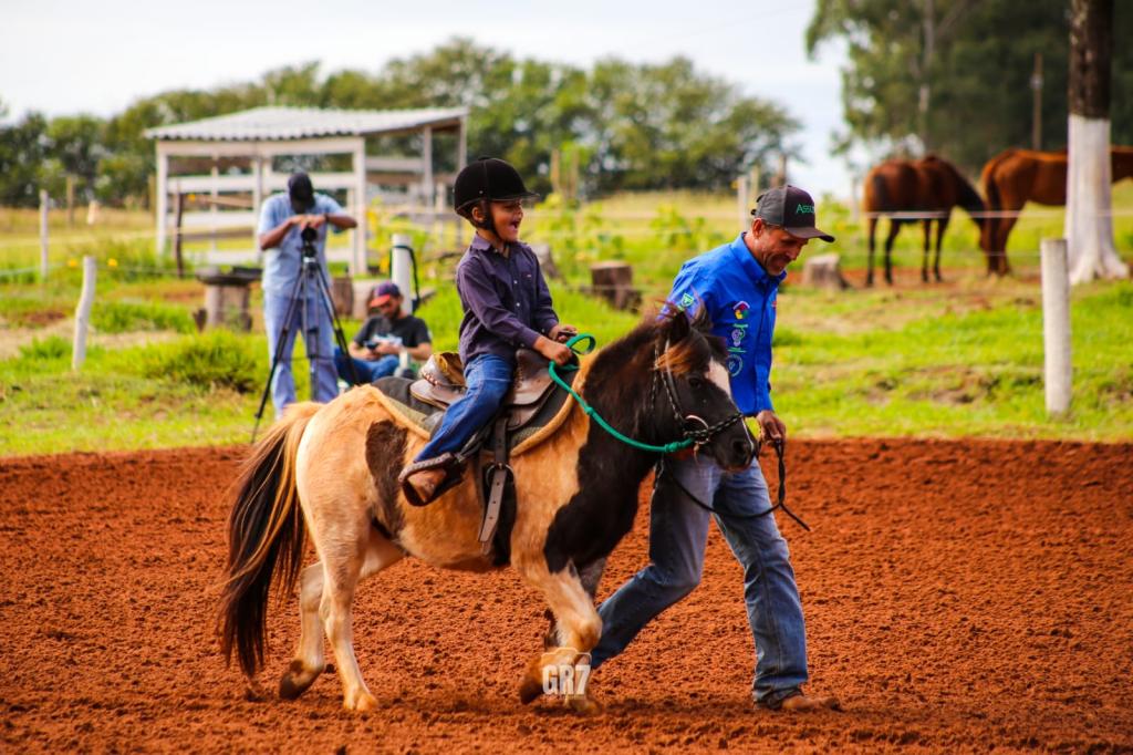 https://jornalnoroeste.com/uploads/images/2026/06/esporte-e-solidariedade-marcam-a-4-prova-3t-fazendinha-sessions-em-presidente-castelo-branco-bg-17320-d9e47.jpeg