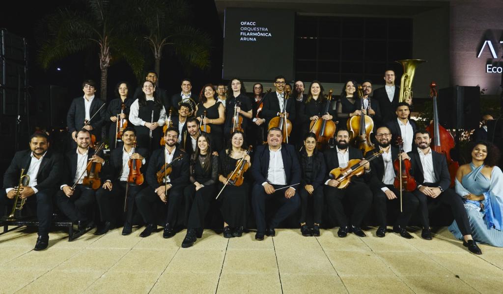 Música, pôr do sol e emoção marcam a estreia pública...