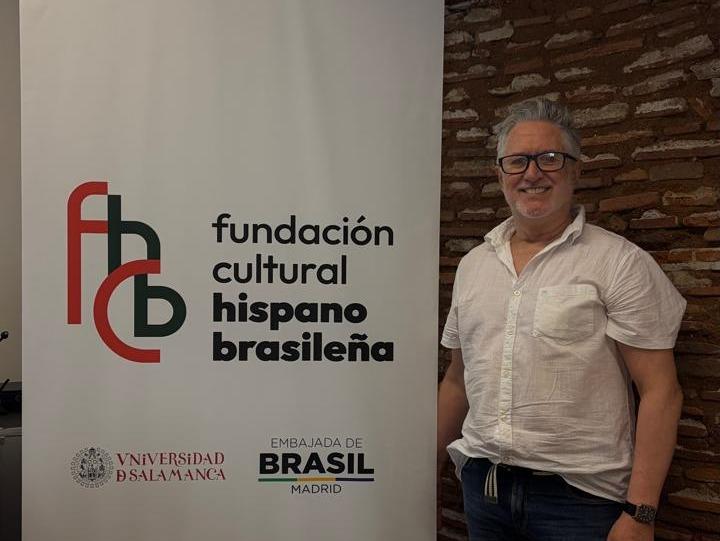 Professor da Unespar realiza capacitação internacional na Universidade de Salamanca e desenvolve...
