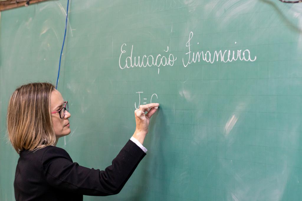 Educação financeira: Paraná inclui debate sobre Bets nas aulas do...
