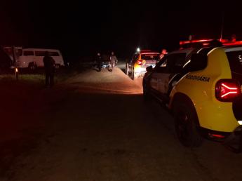 Motociclista morre em colisão transversal com Kombi na PR-340, em...