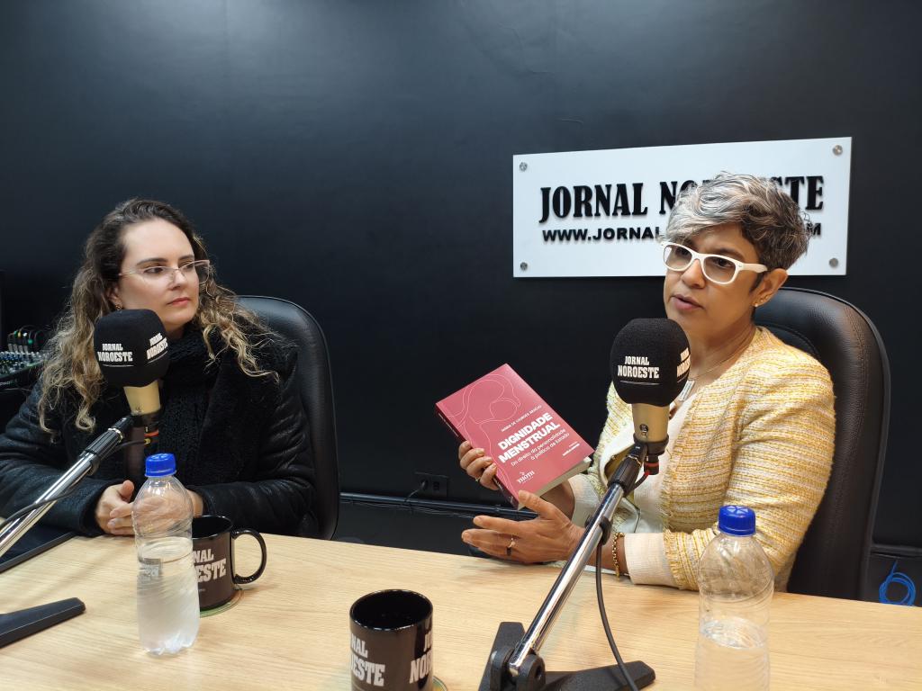 Professora Dra. Valeriê Cardoso Machado Inaba e a Juíza de...