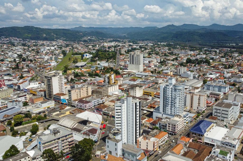 Após acordo jurídico, Estado viabiliza 1ª fase da obra de controle de...