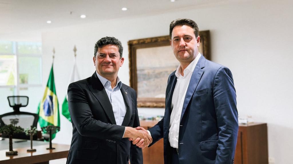 Moro e Ratinho Junior se reúnem no Palácio Iguaçu para alinhar transição...