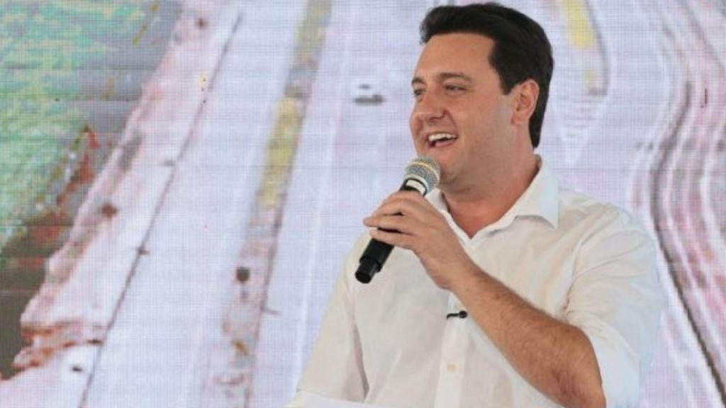 Ratinho Junior convoca prefeitos aliados para reforçar campanha de Flávio Bolsonaro no...