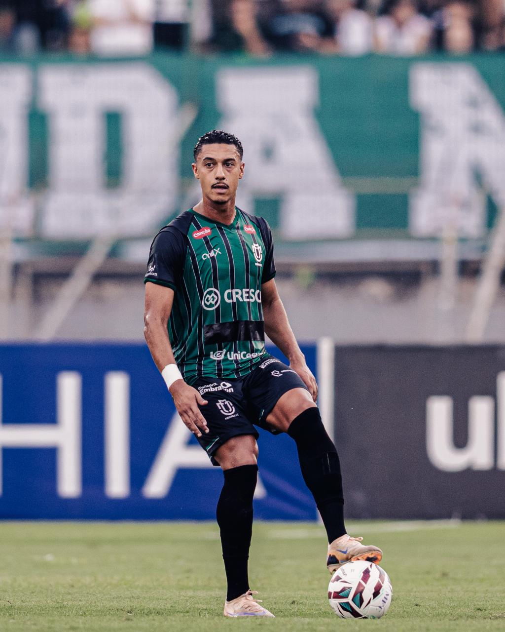Thiago Rosa celebra acesso inédito do Maringá à Série B e mira...