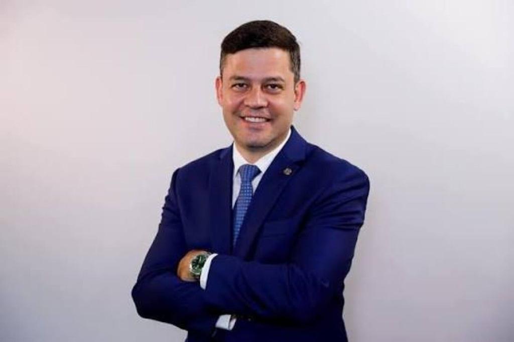 https://jornalnoroeste.com/uploads/images/2026/10/tiao-medeiros-e-o-mais-votado-para-deputado-federal-em-nova-esperanca-e-garante-reeleicao-bg-18371-0cd79.jpg