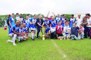 Floraí é campeão da Liga Regional de Futebol de Nova Esperança – Categoria Veteranos - capa
