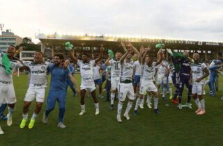 Festa do 10º título do Palmeiras só terminou na madrugada de hoje - capa